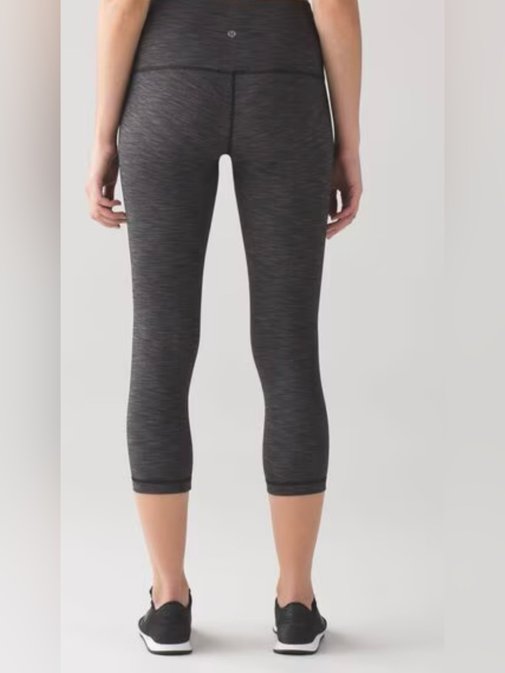 lululemon athletica Dark Gray Heather Align Capri Leggings - Picture 2 of 7